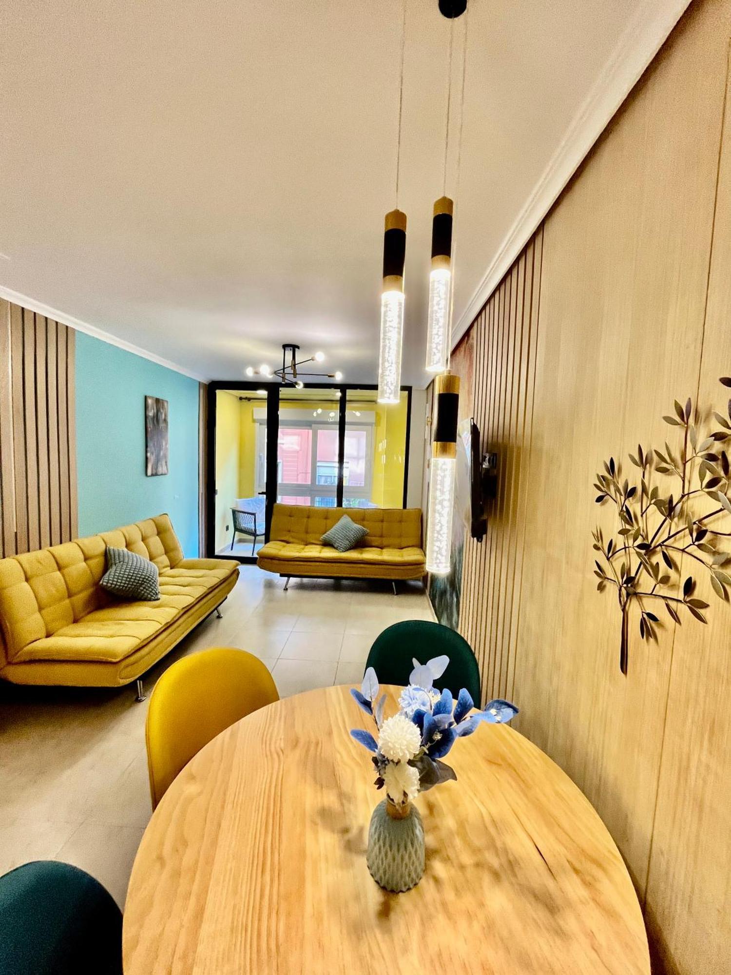 Elegante Apartamento Tres Colores Аликанте Екстериор снимка