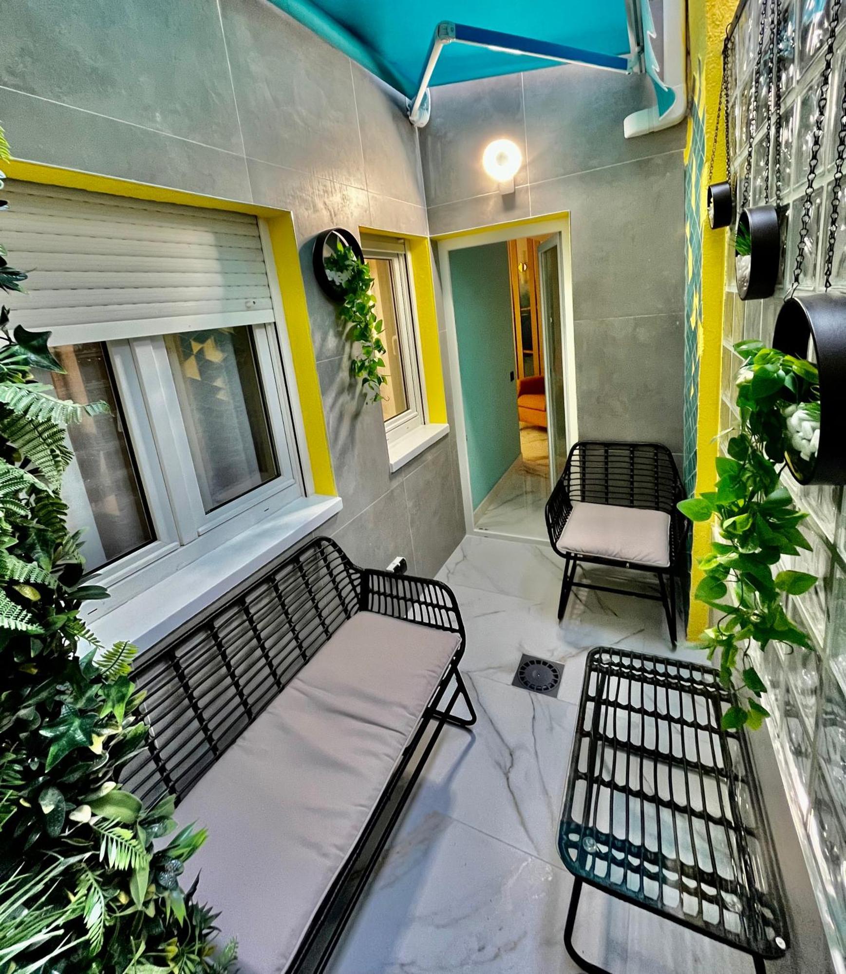 Elegante Apartamento Tres Colores Аликанте Екстериор снимка