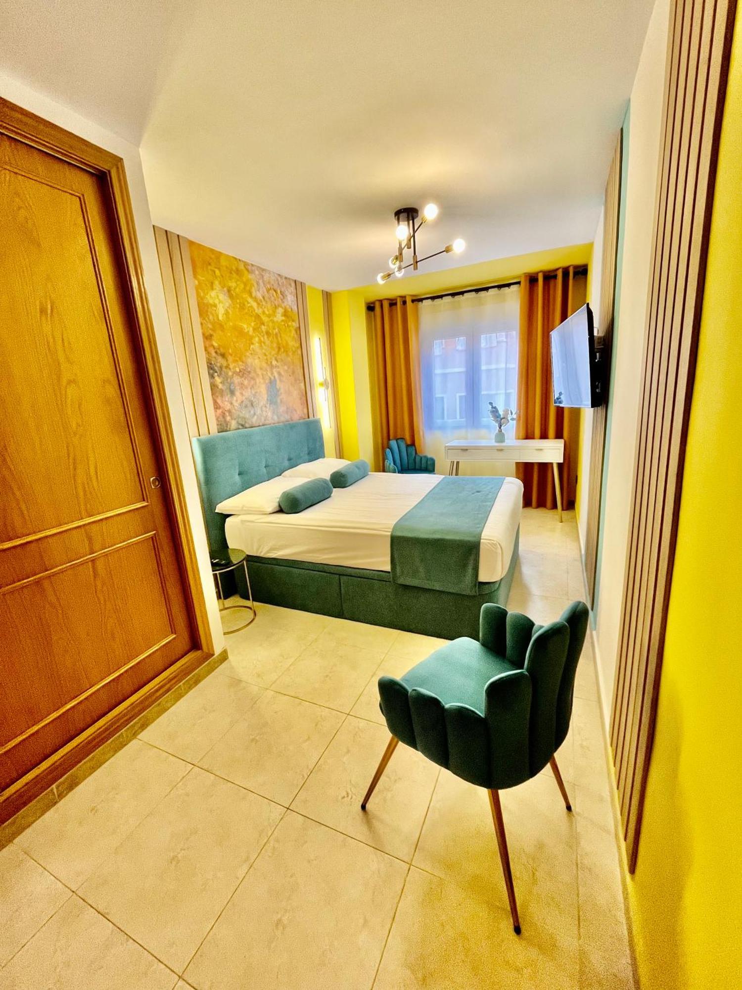 Elegante Apartamento Tres Colores Аликанте Екстериор снимка