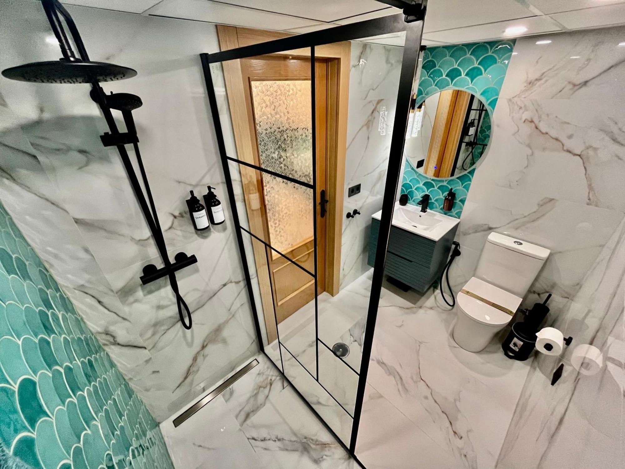Elegante Apartamento Tres Colores Аликанте Екстериор снимка