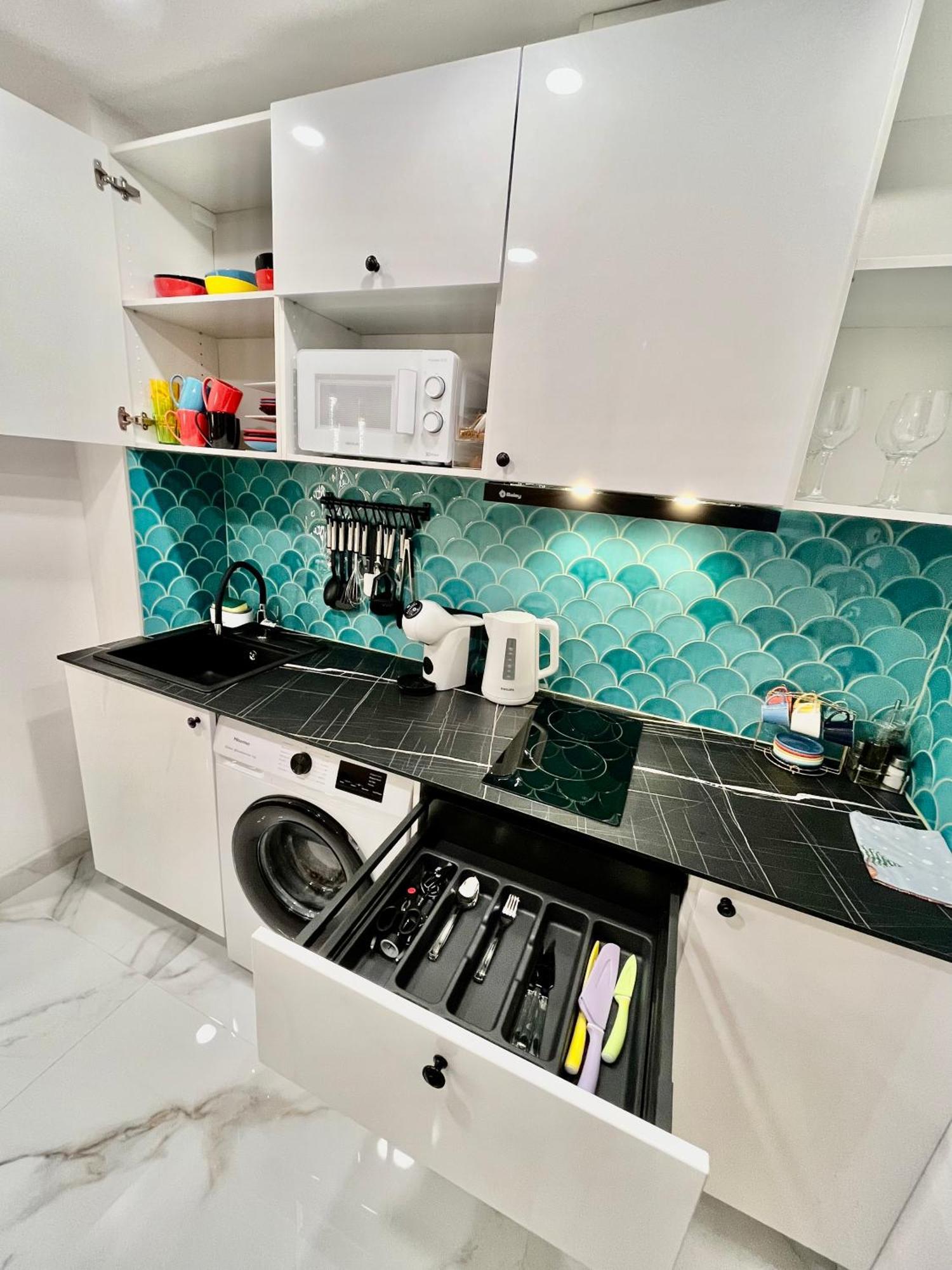 Elegante Apartamento Tres Colores Аликанте Екстериор снимка