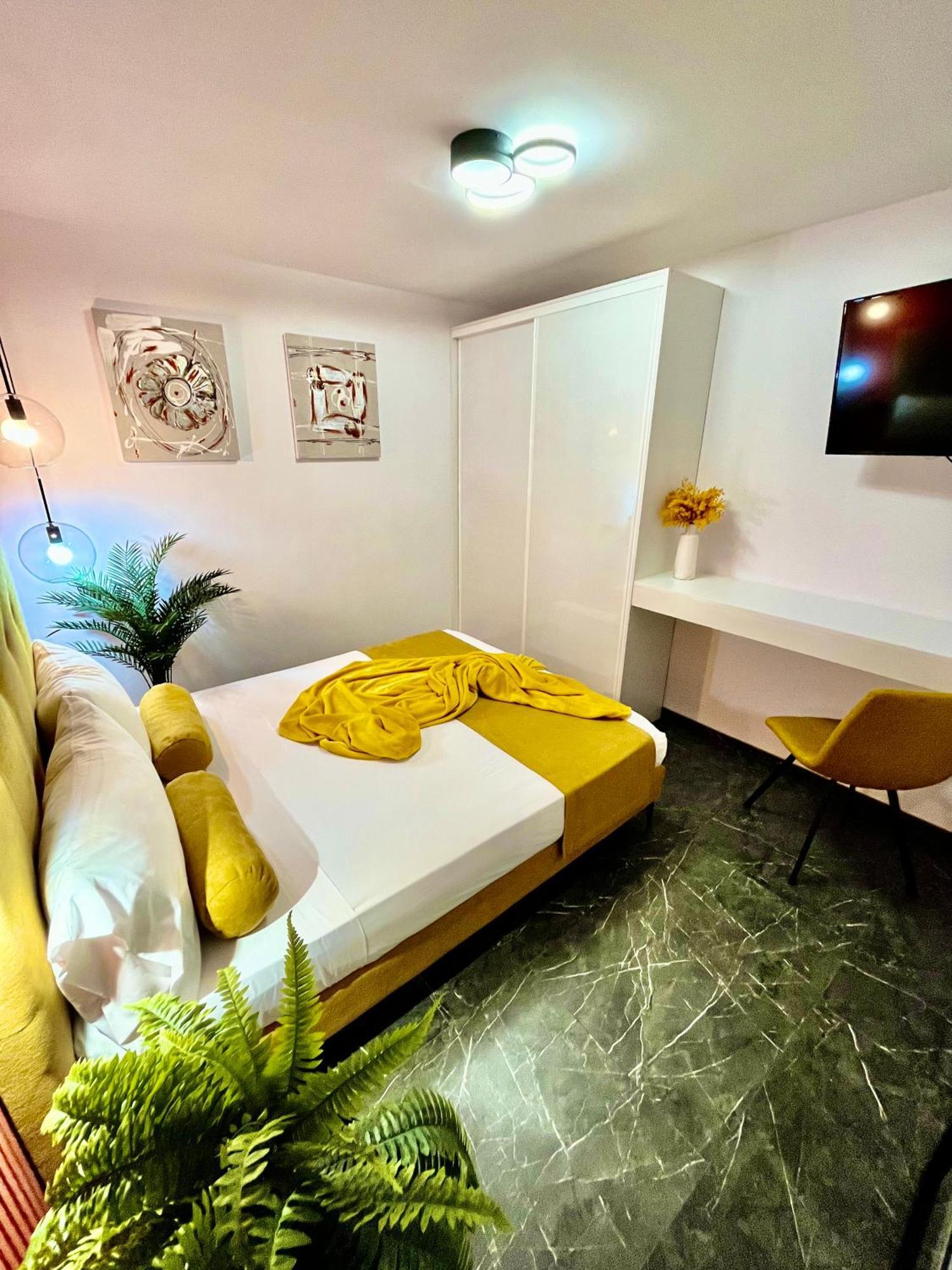 Elegante Apartamento Tres Colores Аликанте Екстериор снимка